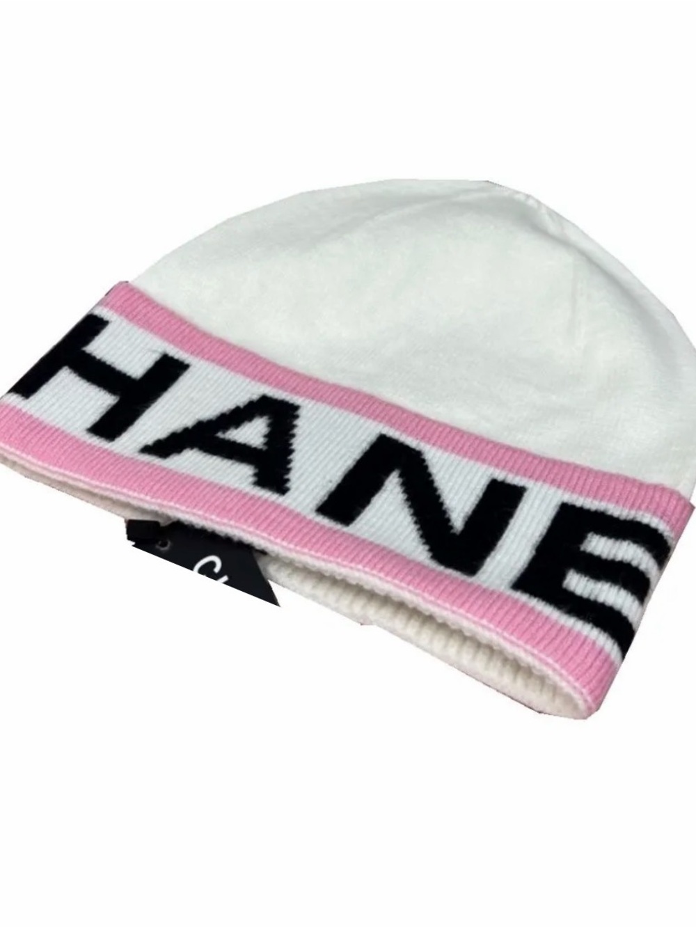 ⛸️❄️🆕 CHANEL logo Knit Beanie ⛸️🩷